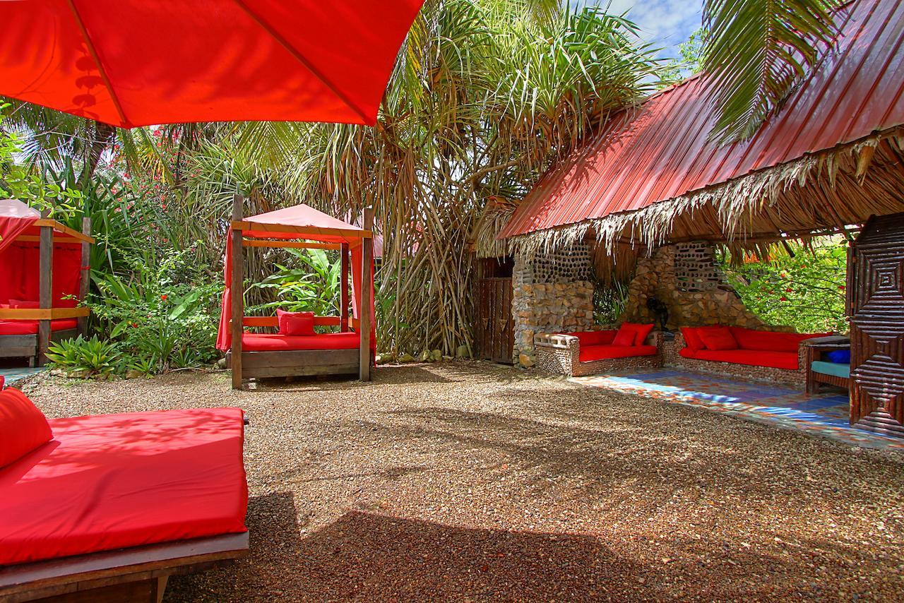 Abezza Resort And Adventure Spa Maskall Exterior foto